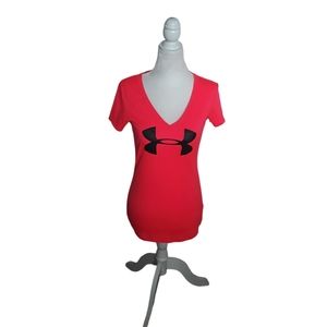 Under Armour XS Pink Semi-Fittted Heat Gear V-Neck Workout Short-Sleeve Top